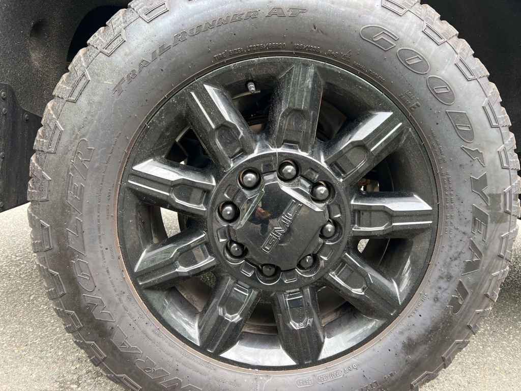 Certified 2025 GMC Sierra 2500 AT4 w/ AT4 Premium Plus Package AWD/4WD image 12