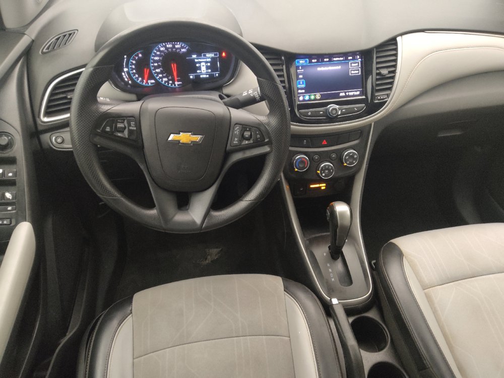 Used 2021 Chevrolet Trax LT FWD image 22