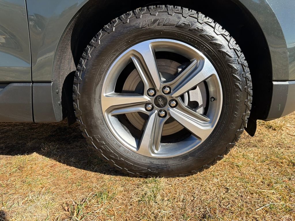 Certified 2024 Ford Edge SEL w/ Convenience Package image 33