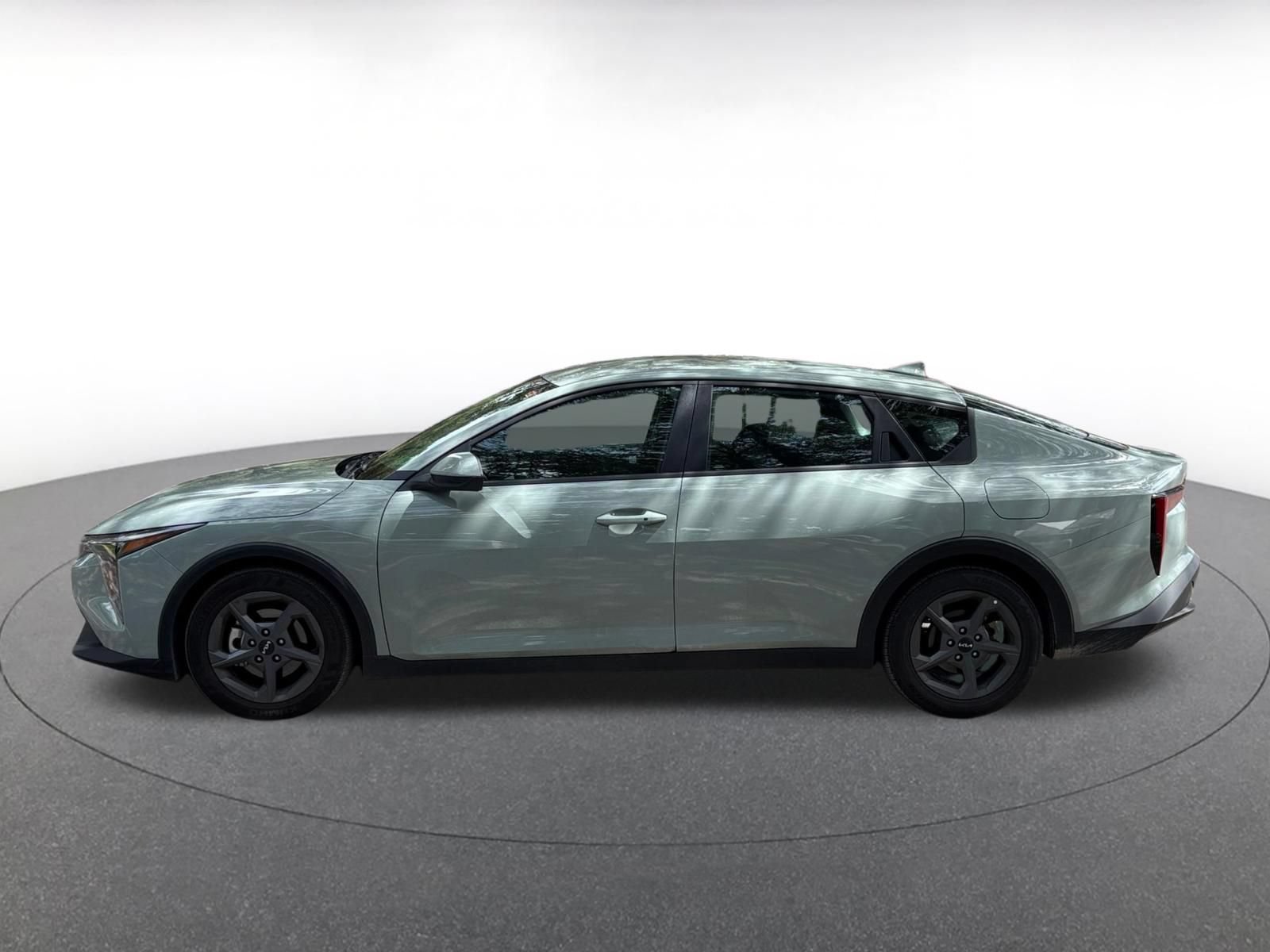 Used 2026 Kia K4 FWD image 7