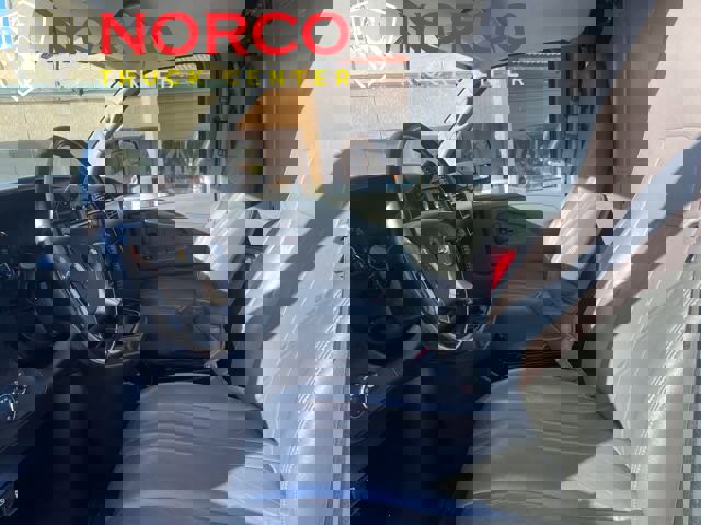 Used 2015 Chevrolet Express 2500 image 15