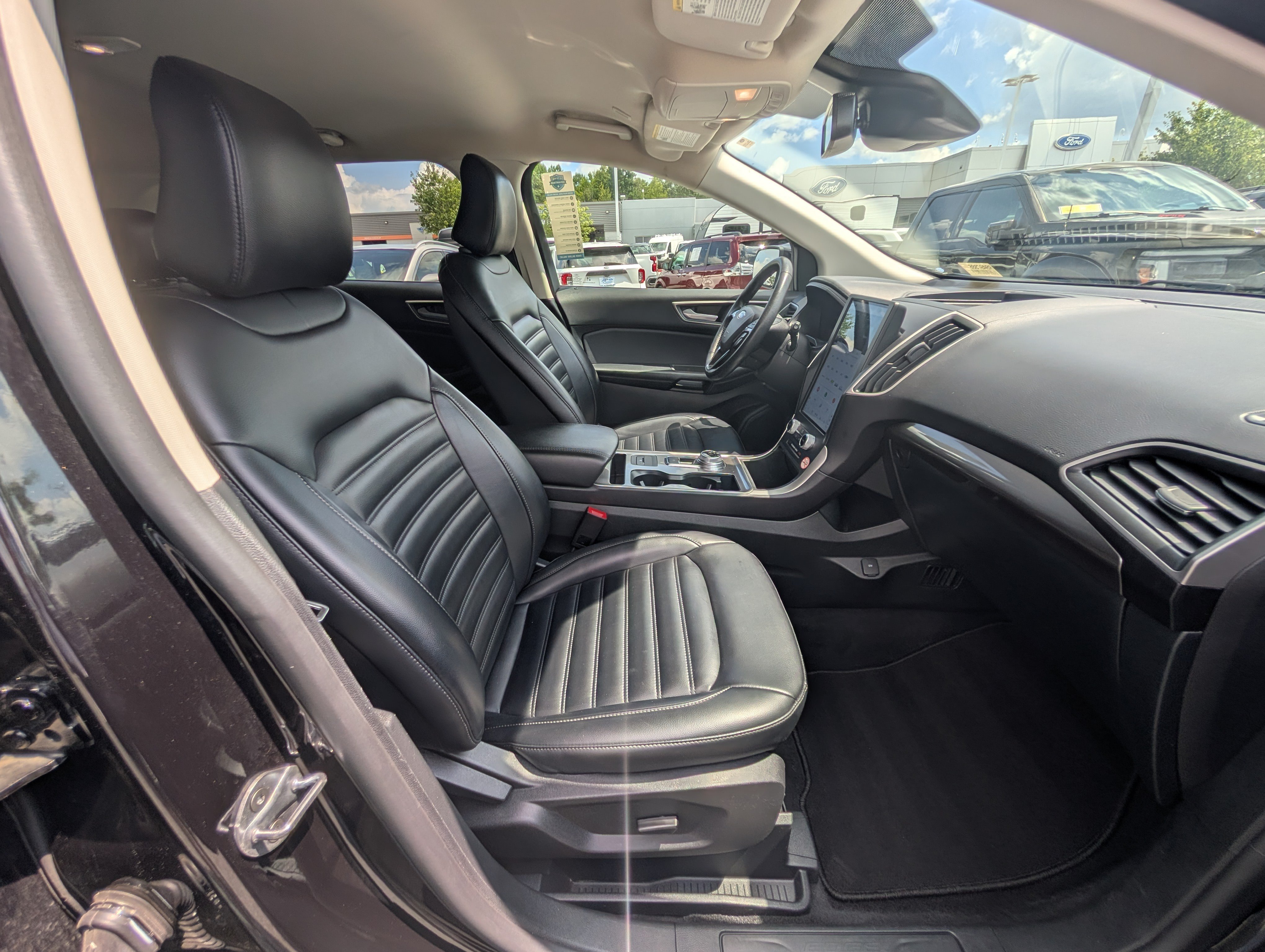Certified 2024 Ford Edge SEL AWD/4WD image 10