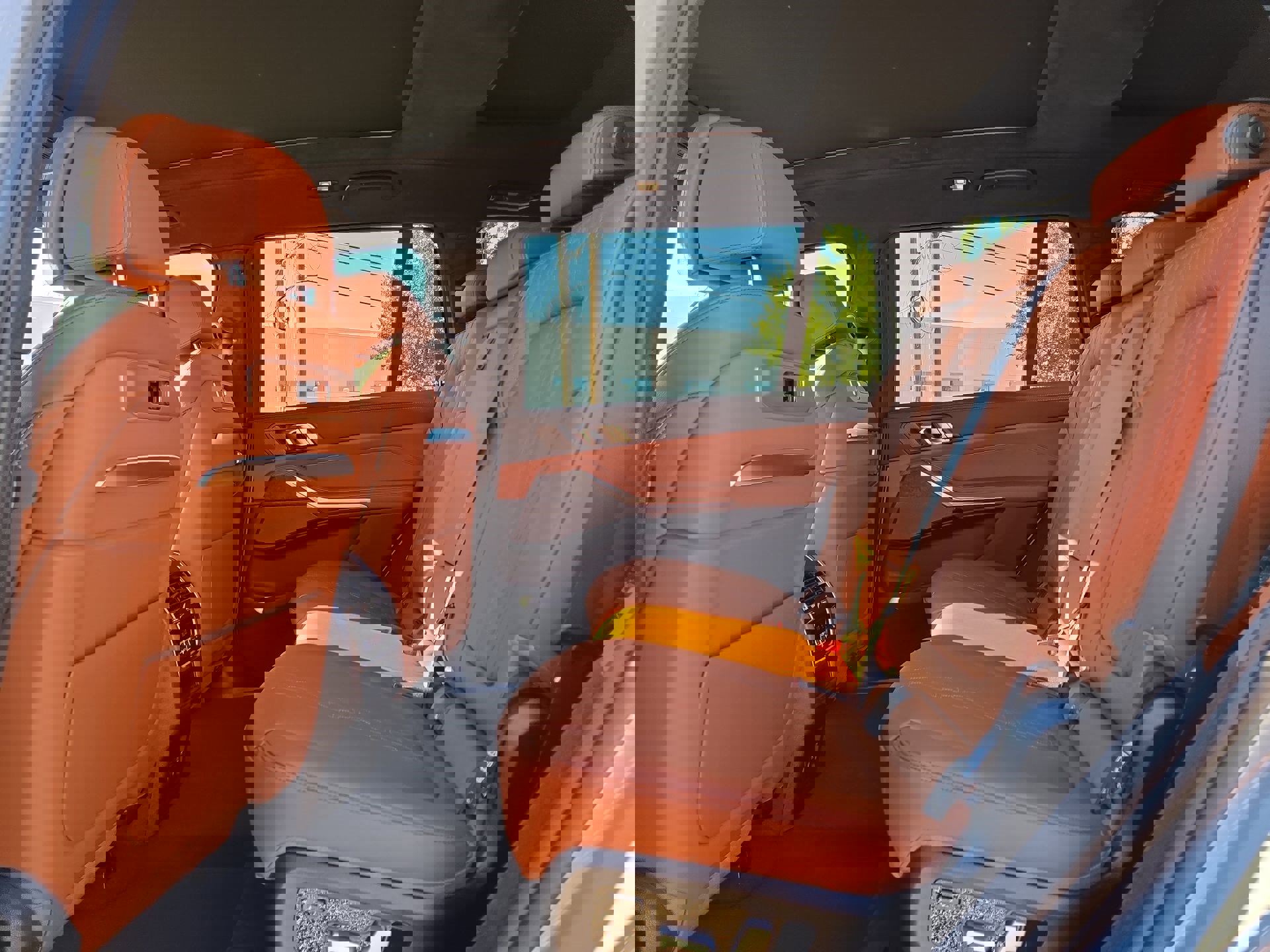 Certified 2026 BMW X7 xDrive40i w/ Executive Package image 13