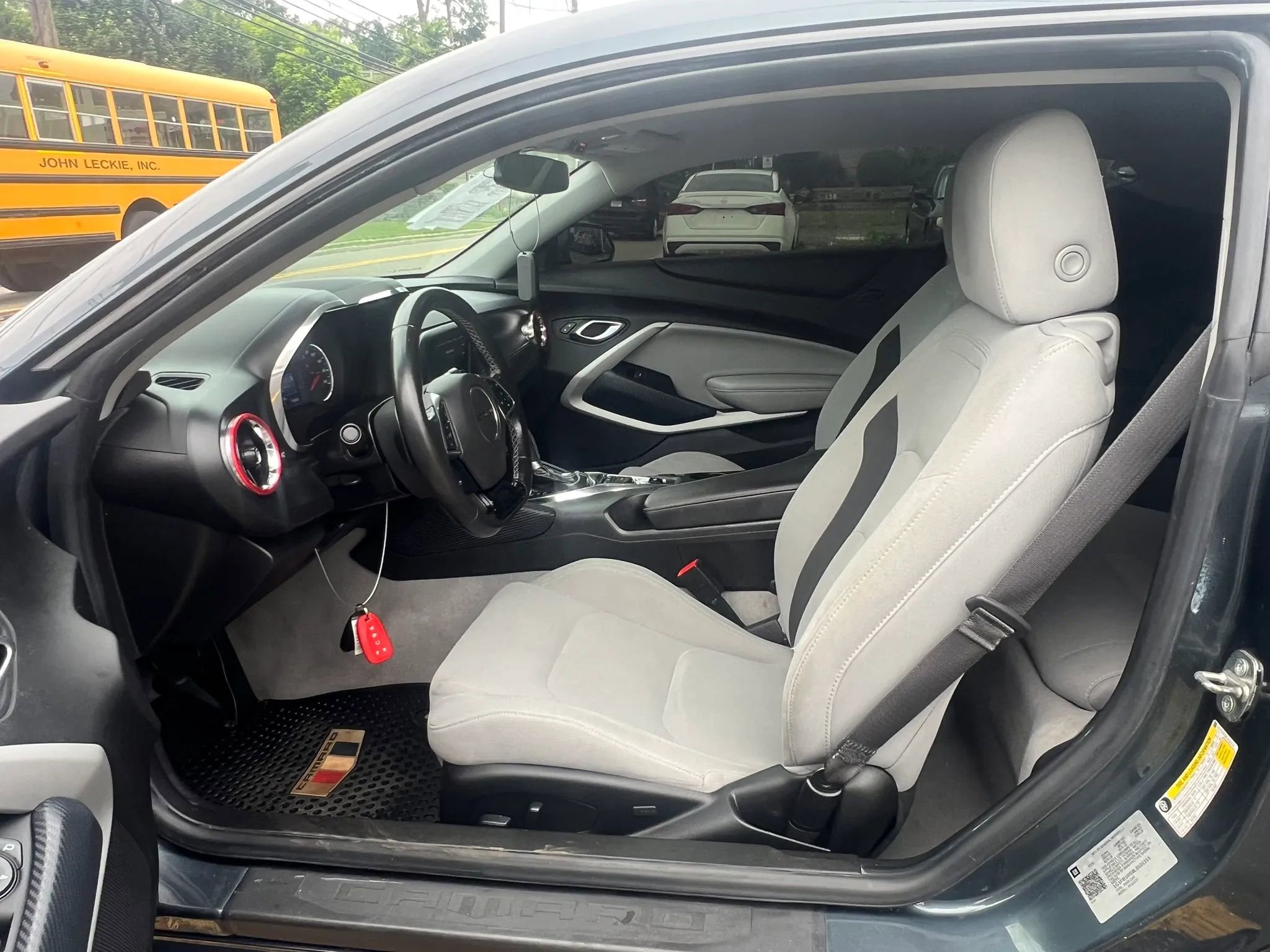 Used 2020 Chevrolet Camaro LT RWD image 26