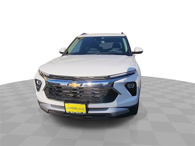 Certified 2024 Chevrolet TrailBlazer LT w/ Driver Confidence Package image 3