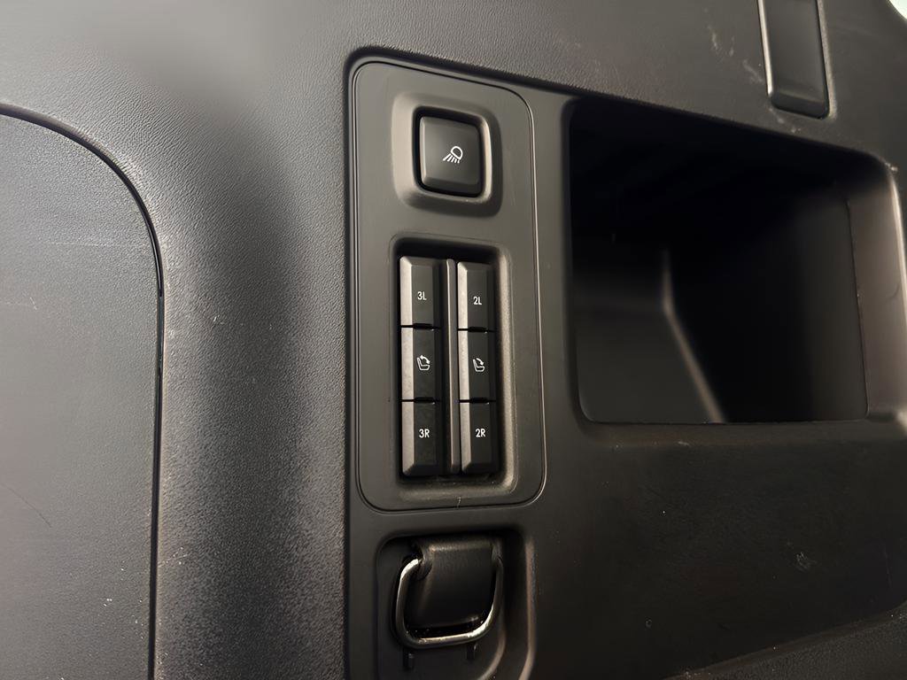 Used 2025 Lincoln Navigator L Reserve image 28