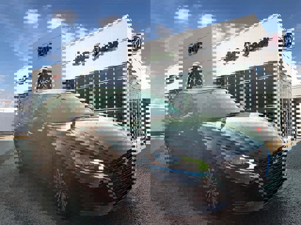 Used 2024 Nissan Altima 2.5 SV