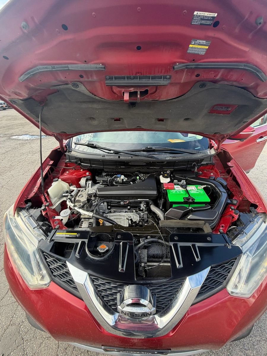 Used 2015 Nissan Rogue SL AWD/4WD image 34