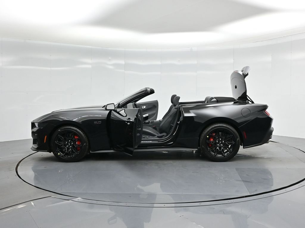 Used 2025 Ford Mustang GT Premium w/ GT Performance Package image 36