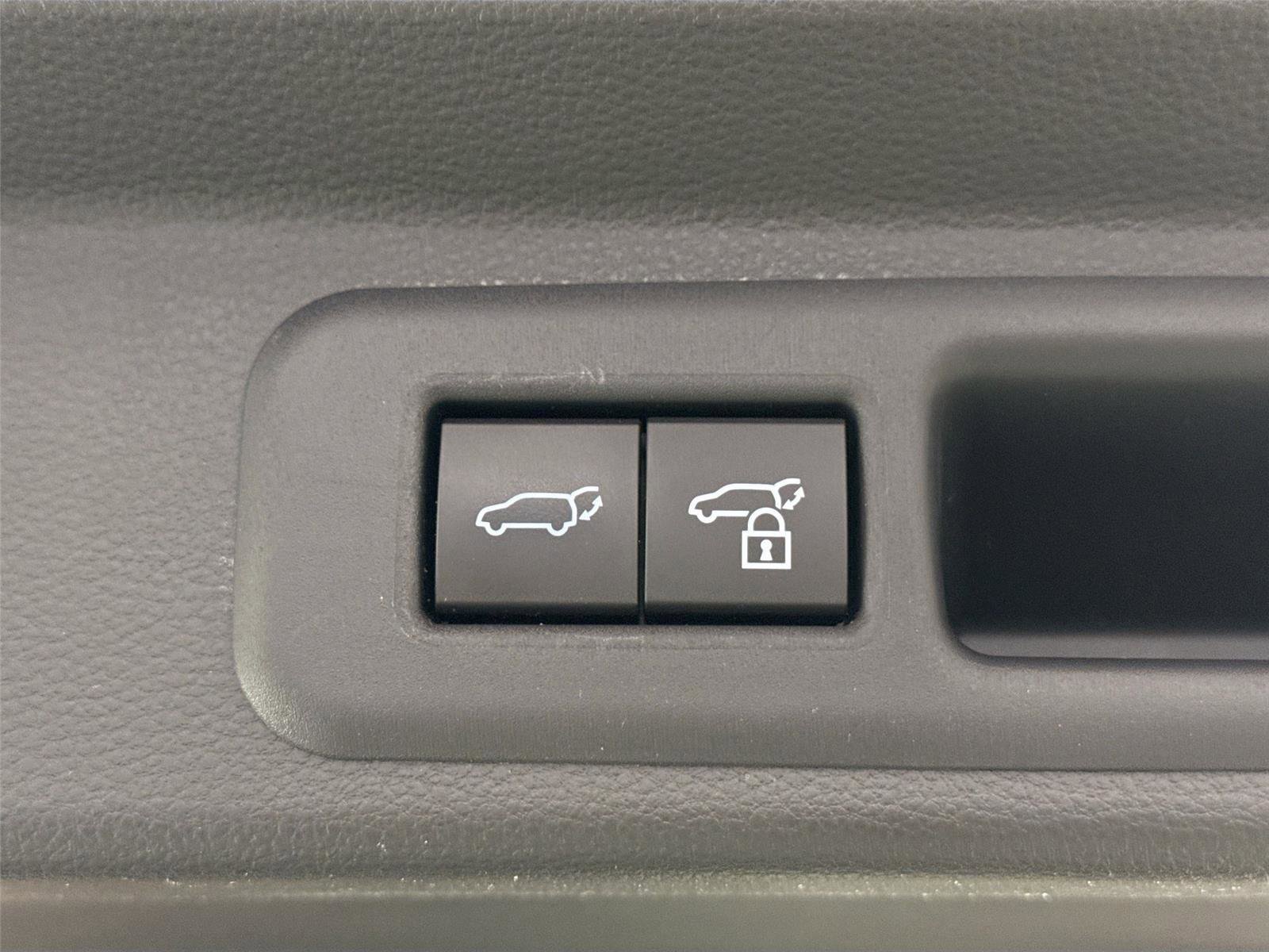 Certified 2024 Toyota Sequoia Capstone image 51