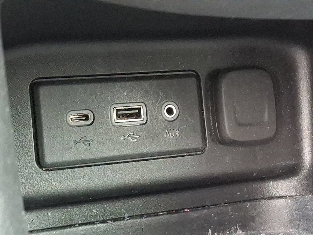 Used 2019 Chevrolet Equinox LT AWD/4WD image 29