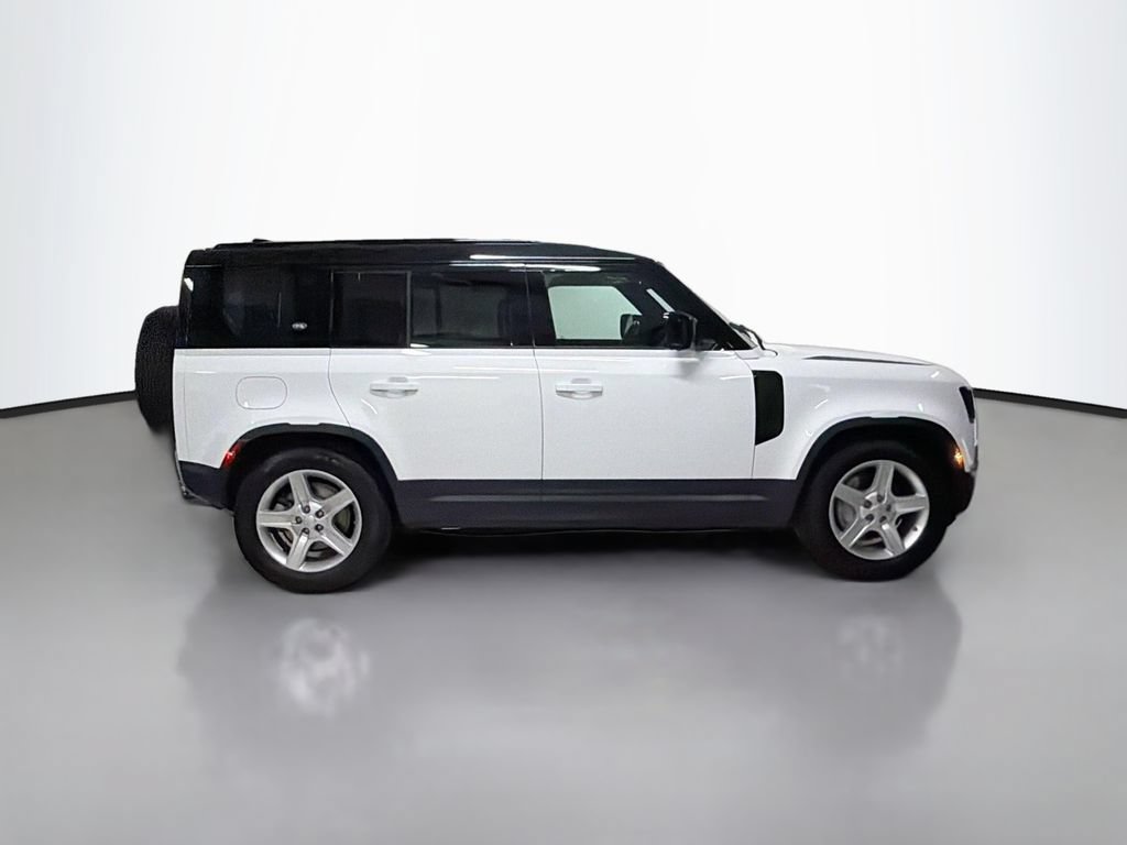 Used 2021 Land Rover Defender 110 SE AWD/4WD image 8