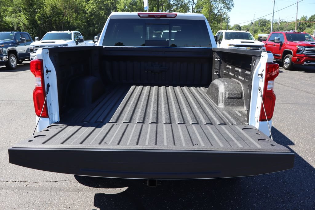 New 2026 Chevrolet Silverado 1500 LTZ w/ LTZ Premium Package AWD/4WD image 29