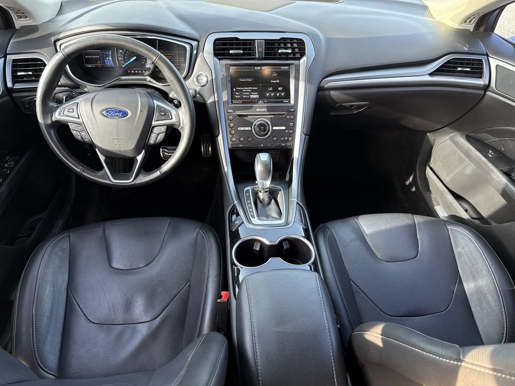 Used 2016 Ford Fusion Titanium FWD image 27
