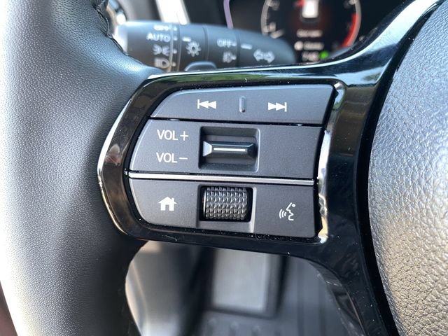 Used 2025 Honda Pilot EX-L image 33