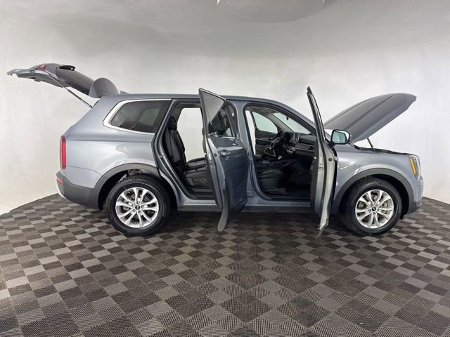 Used 2020 Kia Telluride LX image 15