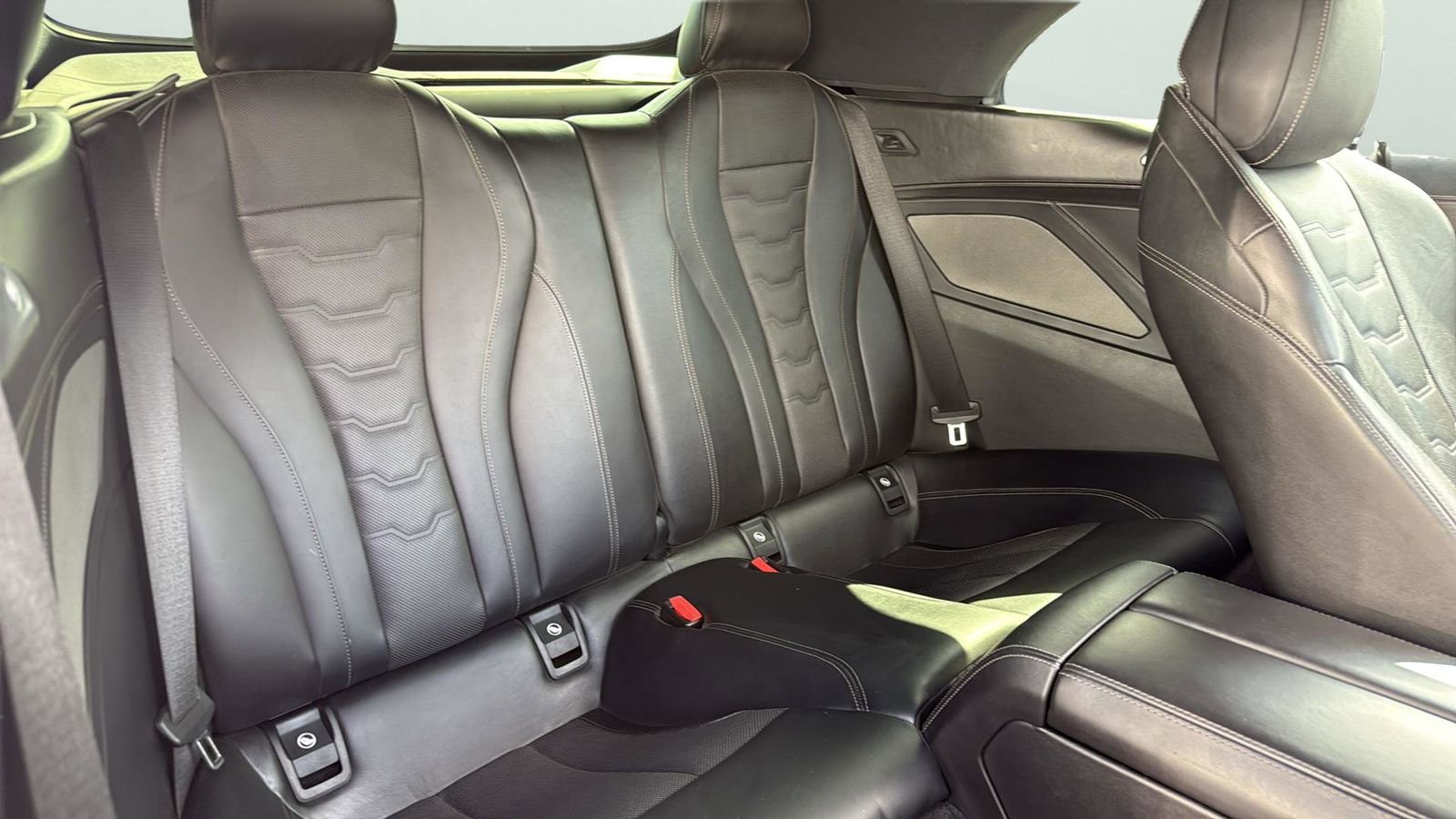 Used 2020 BMW M850i xDrive Convertible image 27