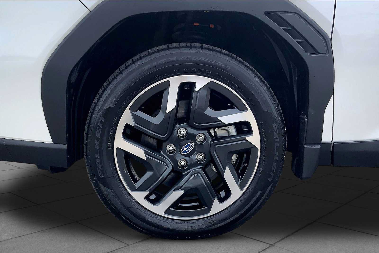 Certified 2025 Subaru Forester Limited AWD/4WD image 11