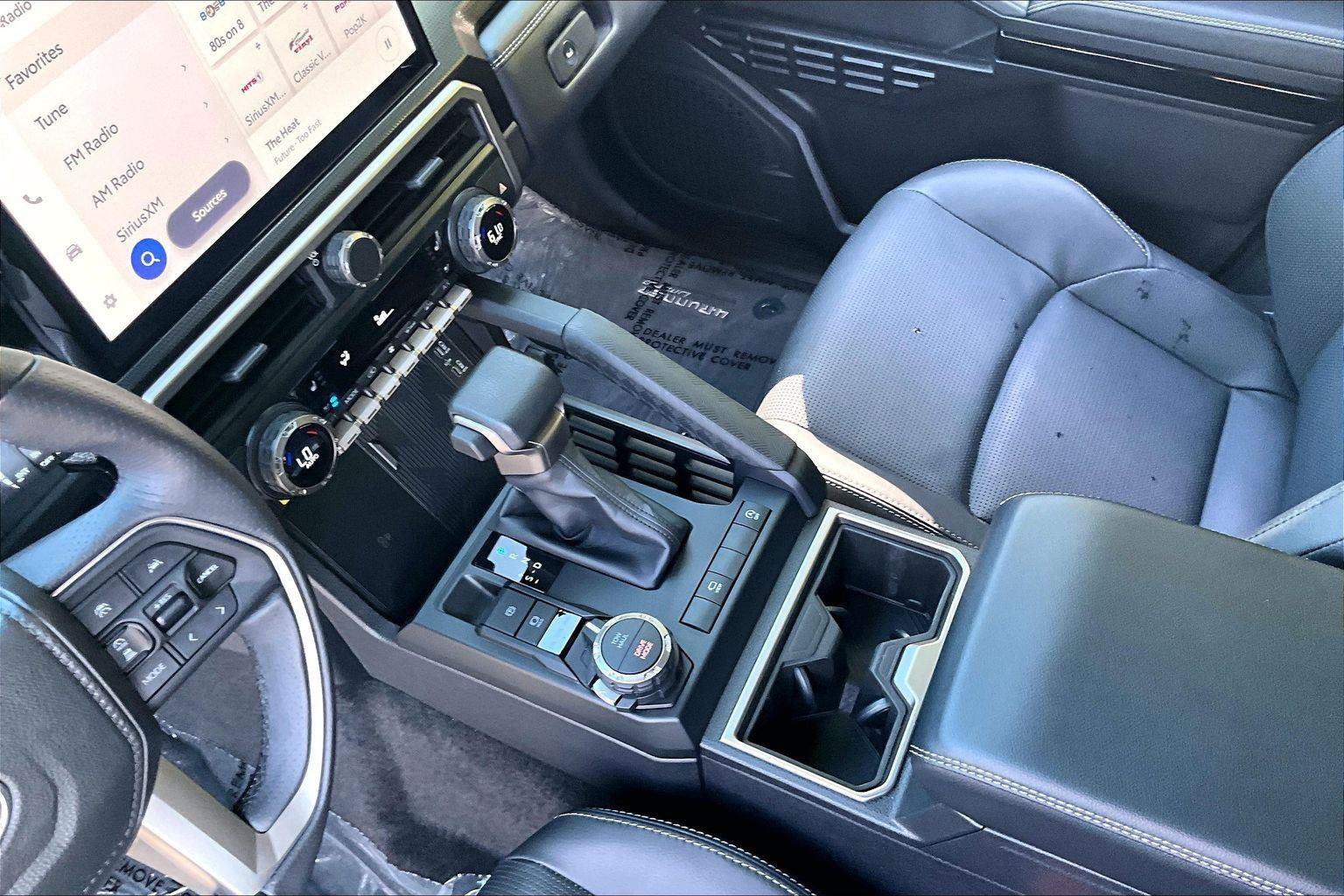 Used 2025 Toyota 4Runner Limited AWD/4WD image 16