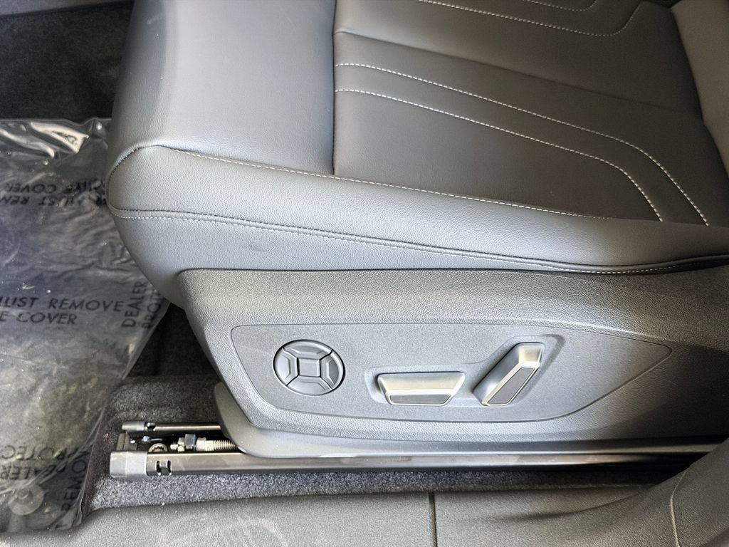 New 2026 Audi Q3 quattro 2.0T AWD/4WD image 25