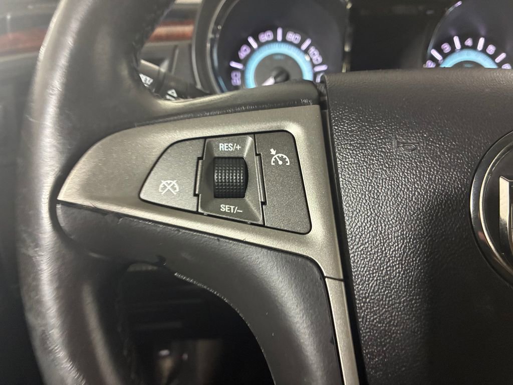 Used 2013 Buick LaCrosse Leather image 10