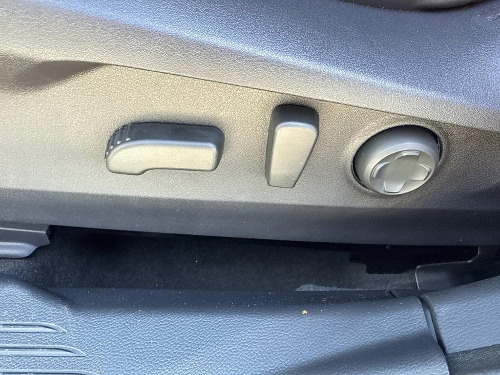 New 2025 Subaru Outback Touring XT image 24