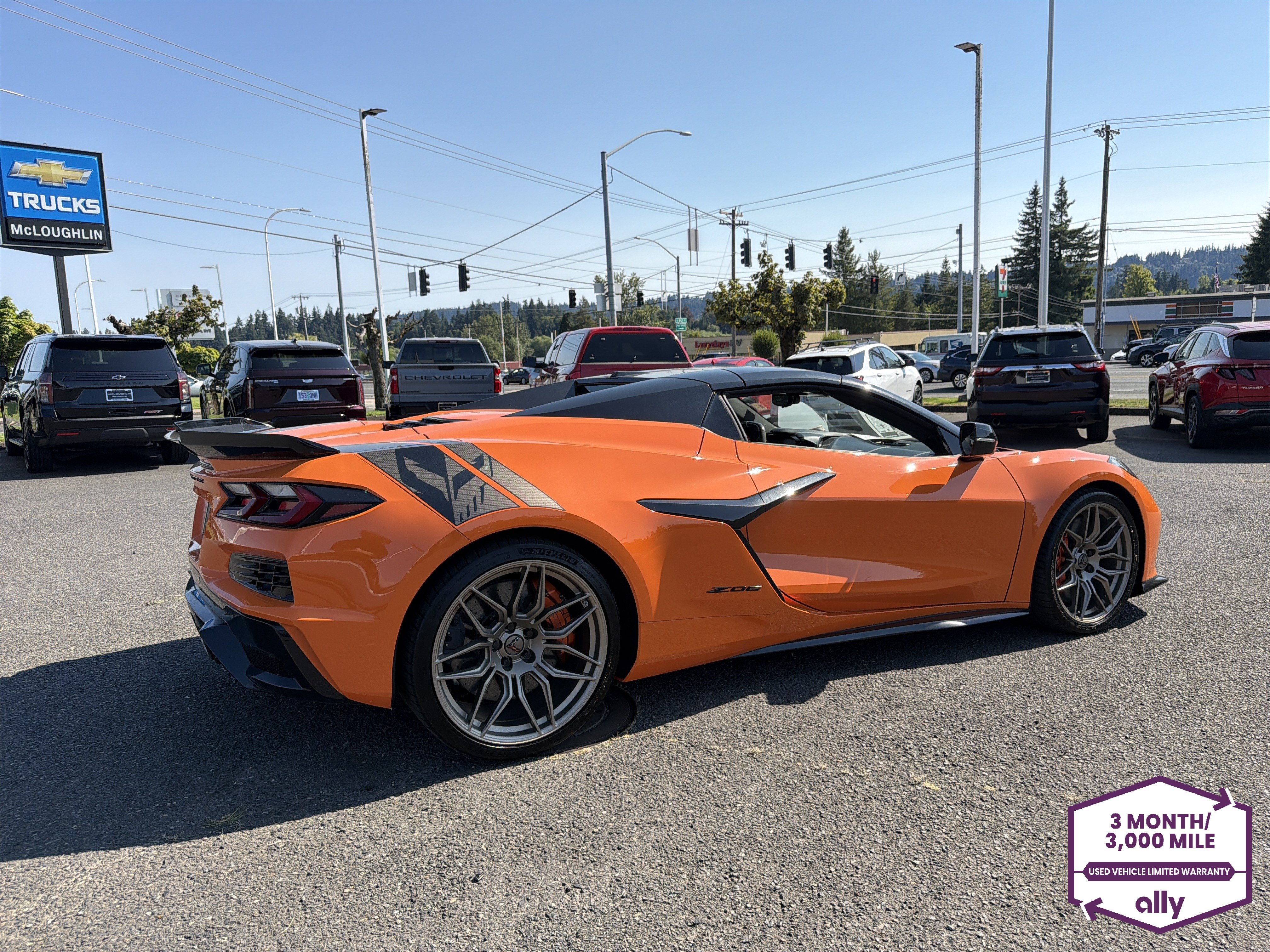 Used 2024 Chevrolet Corvette Z06 RWD image 5