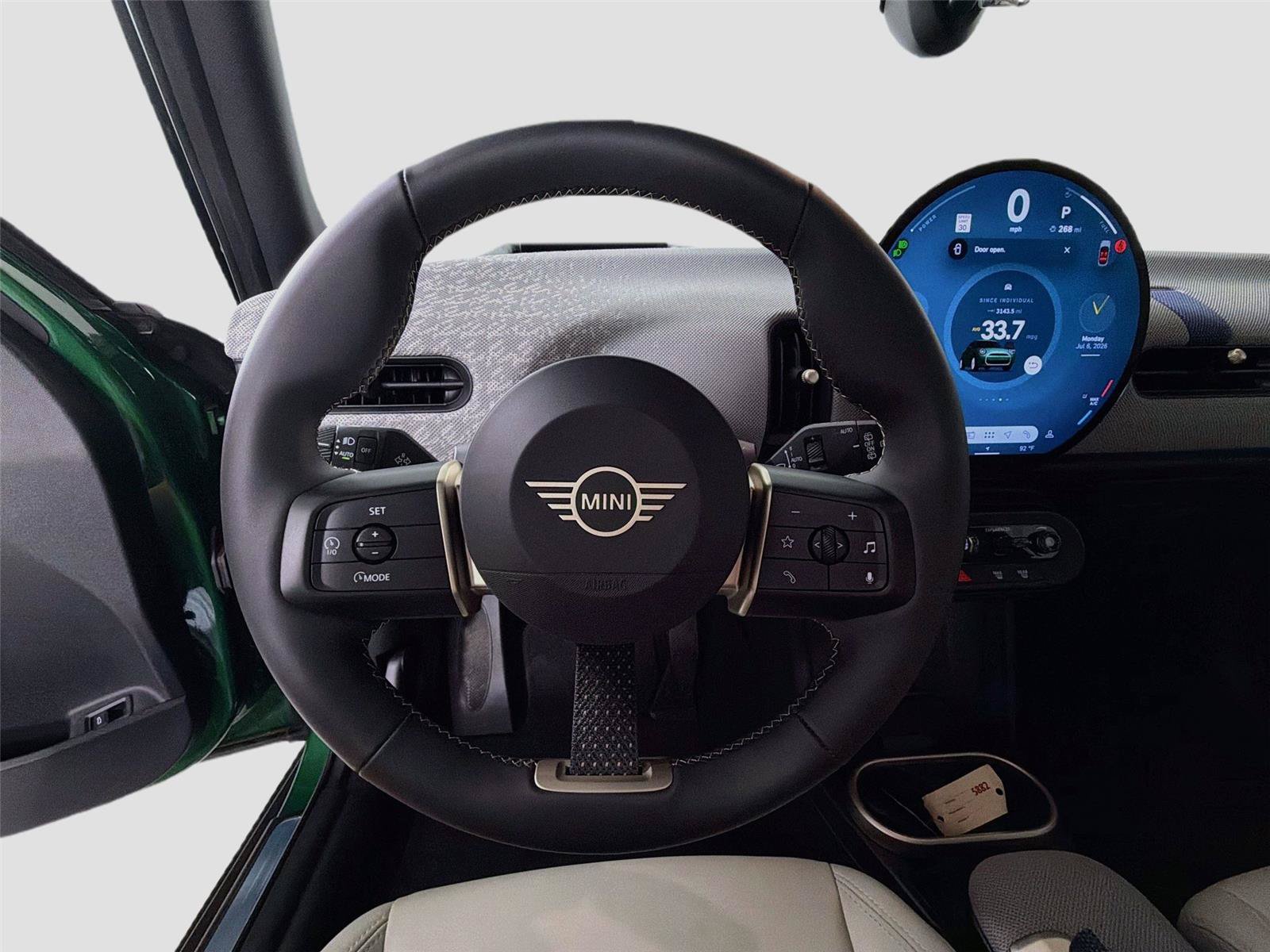 Used 2025 MINI Cooper 4-Door Hardtop FWD image 11