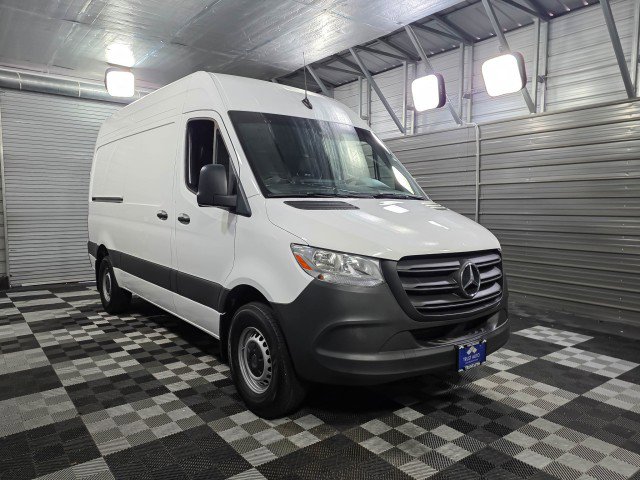 Used 2024 Mercedes-Benz Sprinter 2500 image 4