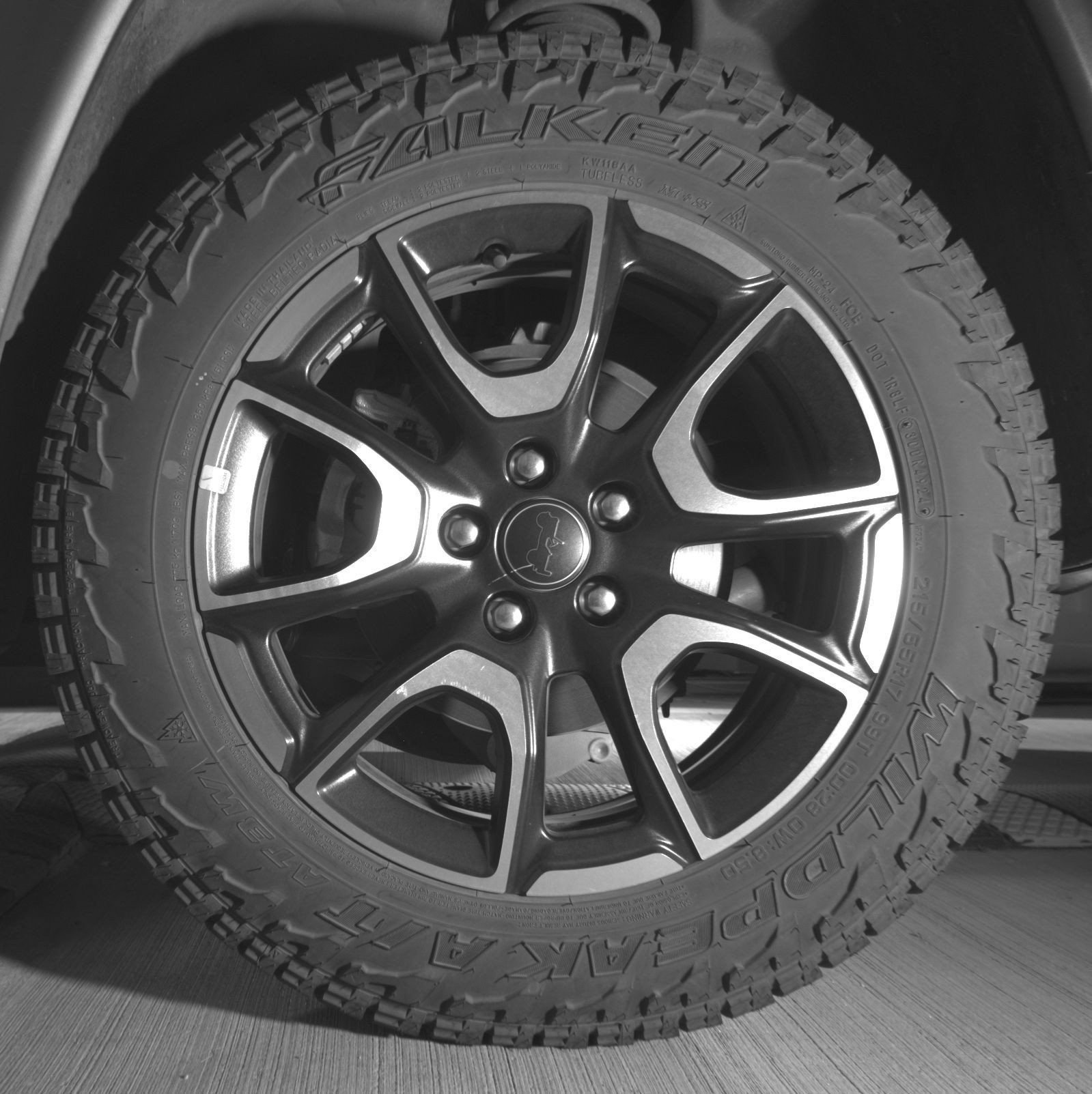 Used 2025 Jeep Compass Trailhawk AWD/4WD image 16
