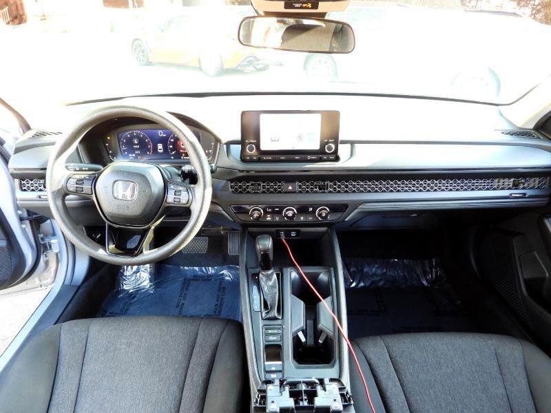 Used 2023 Honda Accord LX image 31