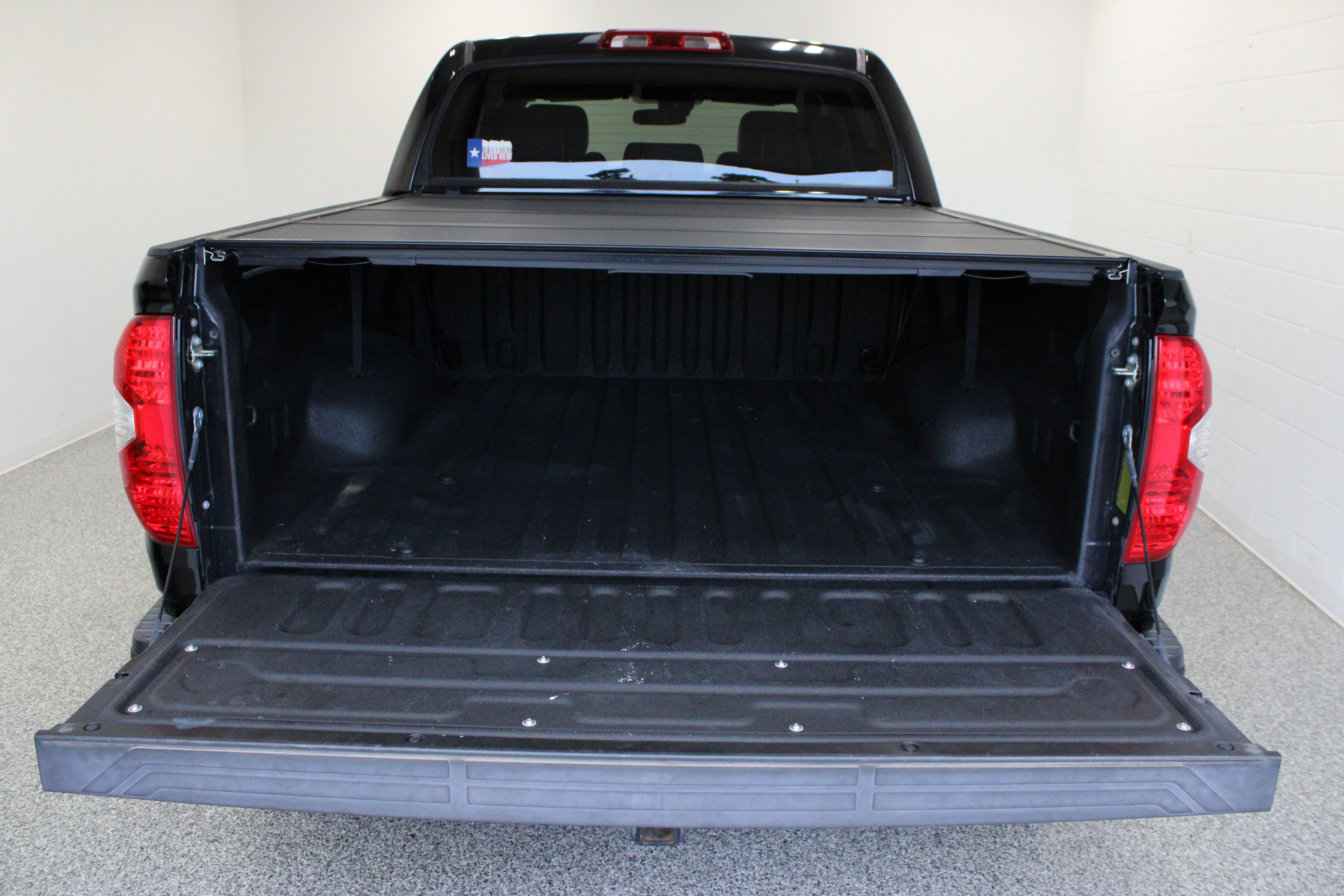 Used 2019 Toyota Tundra SR5 w/ SR5 Upgrade Package AWD/4WD image 9