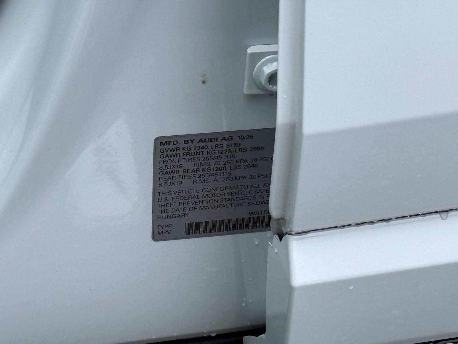 New 2025 Audi Q3 2.0T Premium image 19