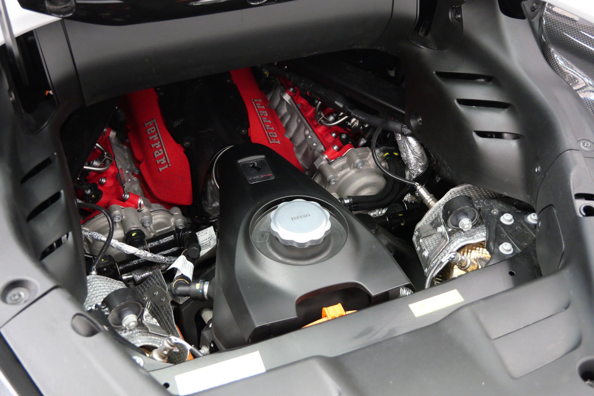 Used 2025 Ferrari SF90 Spider AWD/4WD image 48