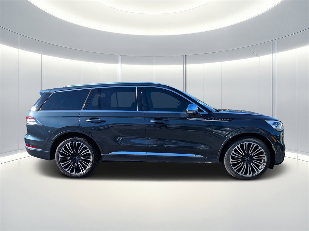 Used 2020 Lincoln Aviator Black Label w/ Dynamic Handling Package image 3