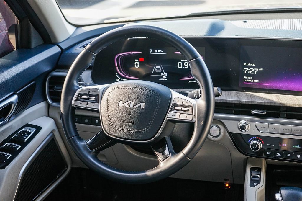 Used 2023 Kia Telluride EX w/ EX Captain's Chair Package FWD image 16