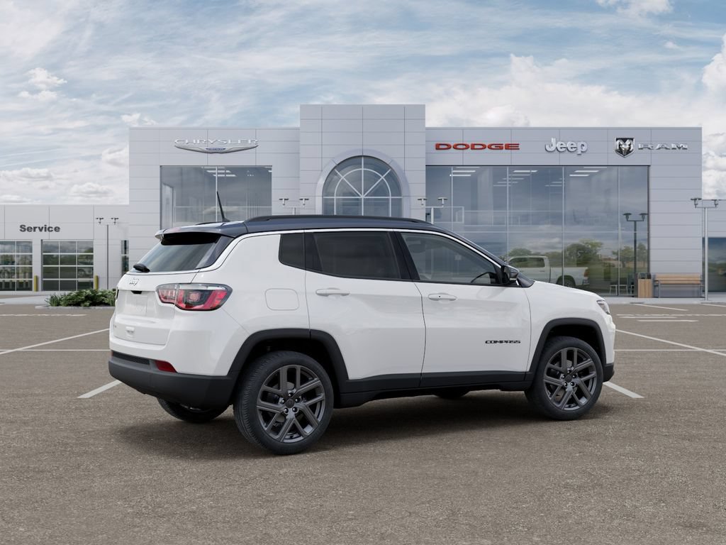 New 2026 Jeep Compass Limited w/ Sun, Sound & Navigation Group AWD/4WD image 4