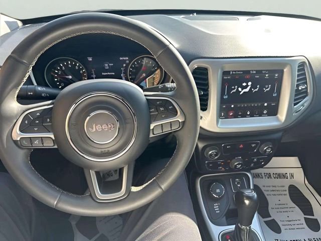 Used 2021 Jeep Compass Latitude AWD/4WD image 9