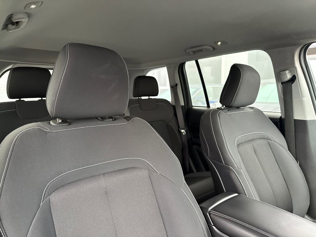 Certified 2023 Jeep Grand Cherokee Laredo w/ MOPAR Finishing Package image 14