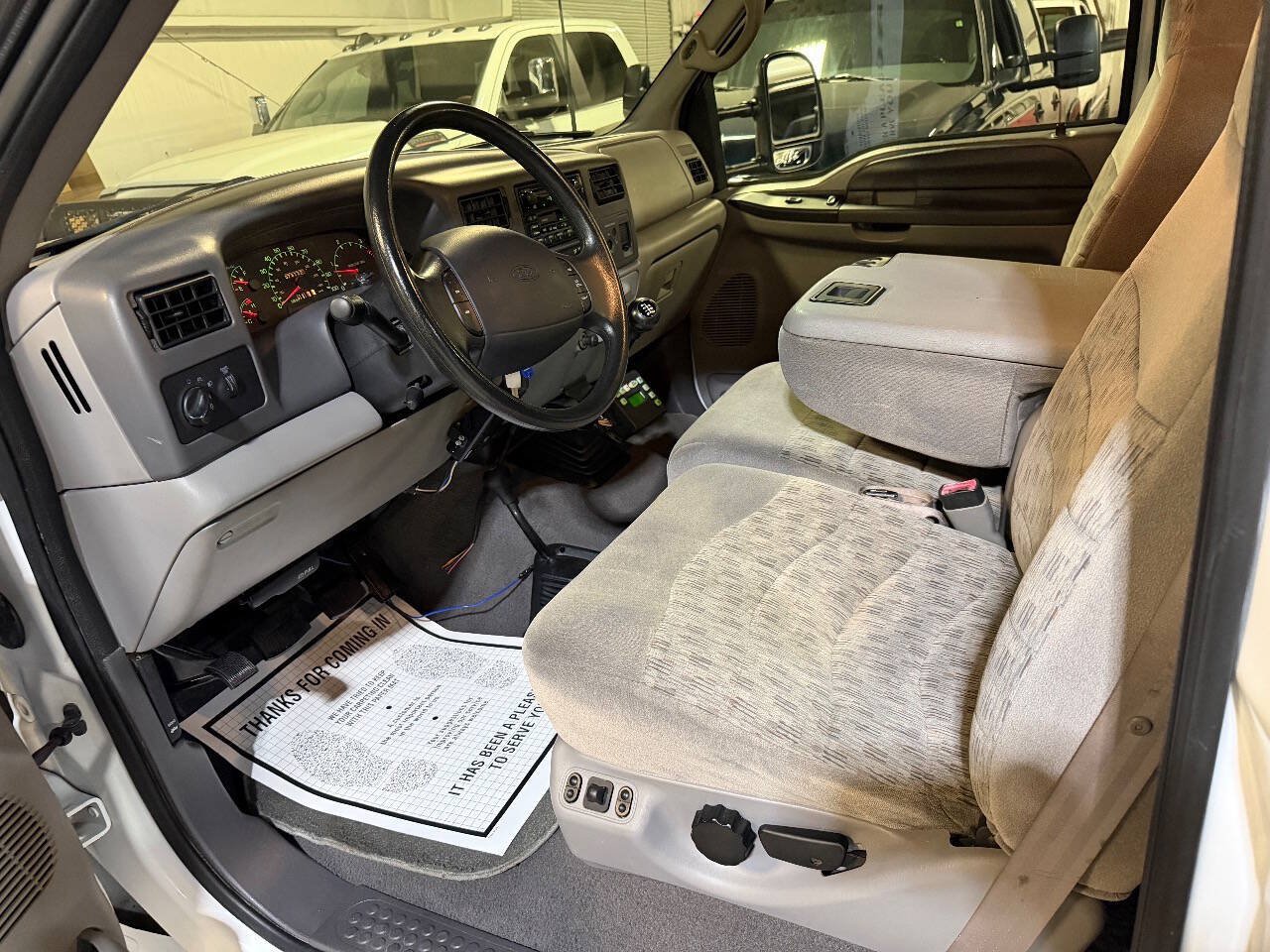 Used 1999 Ford F350 4x4 Regular Cab DRW Super Duty image 4