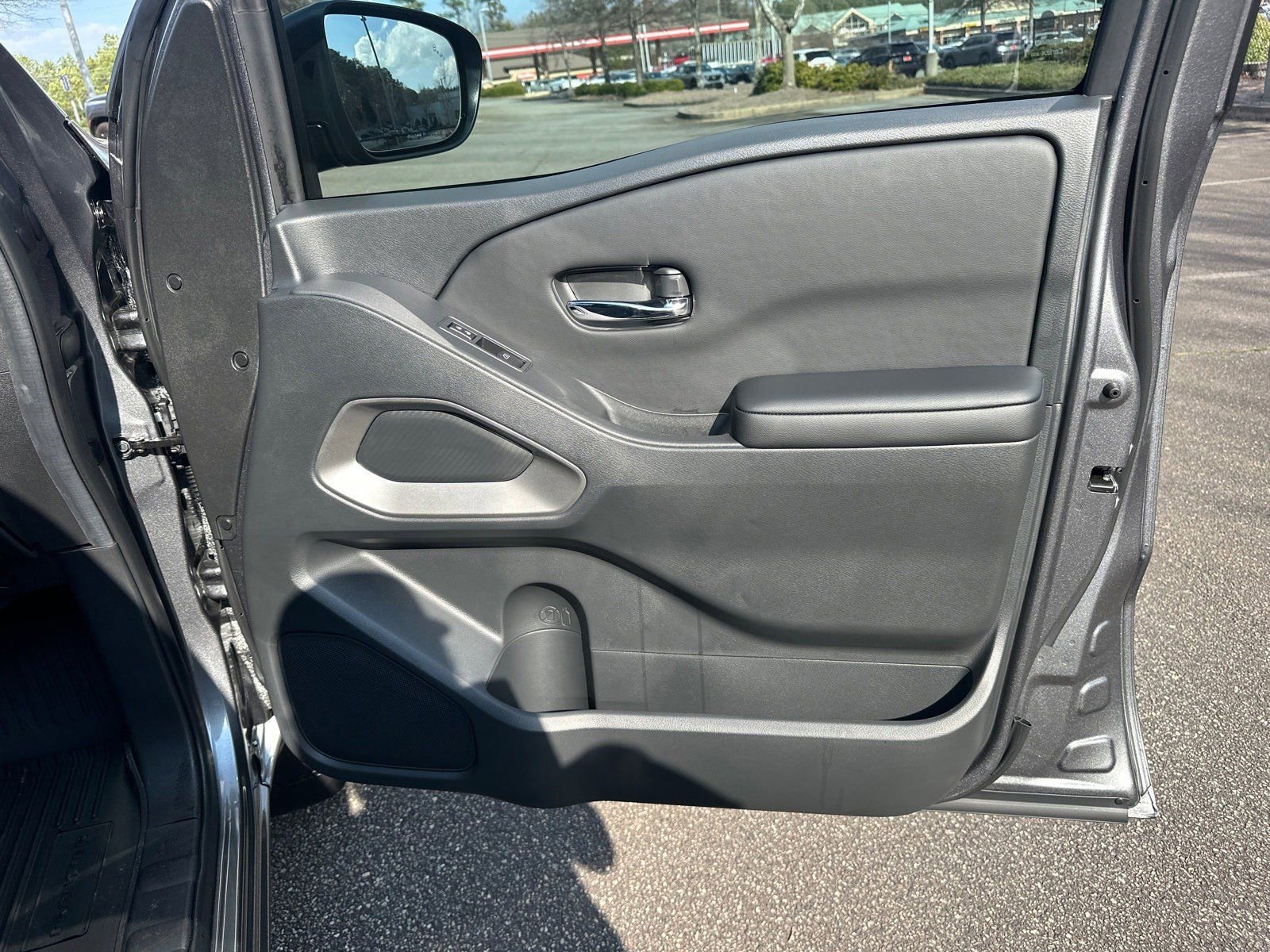 New 2026 Nissan Frontier SV image 14