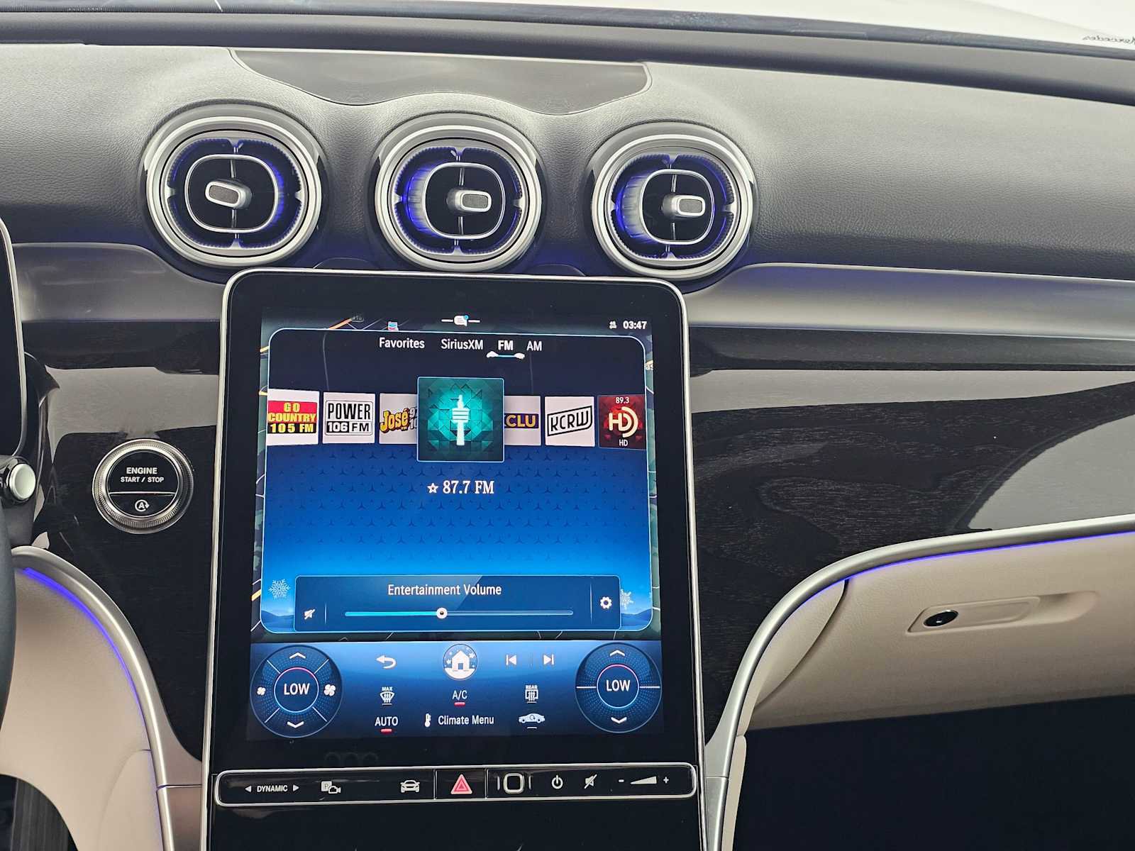 Certified 2025 Mercedes-Benz GLC 300 image 27