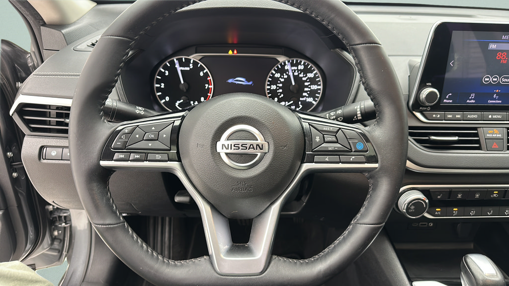 Used 2021 Nissan Altima 2.5 SV w/ SV Premium Package FWD image 16