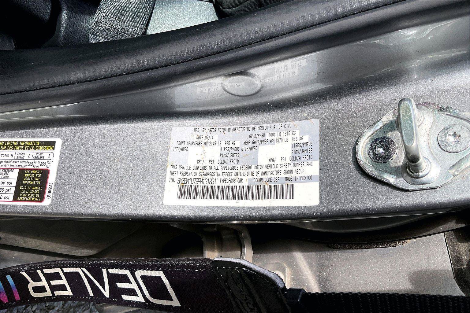 Used 2015 MAZDA MAZDA3 i Sport FWD image 3