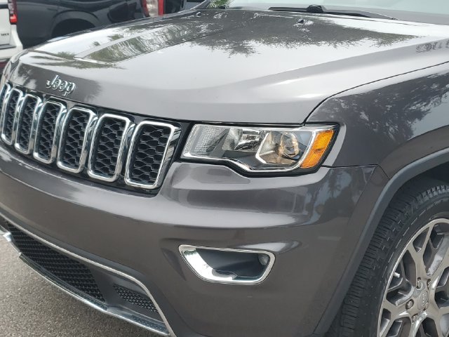 Used 2020 Jeep Grand Cherokee Limited w/ Luxury Group II RWD image 10