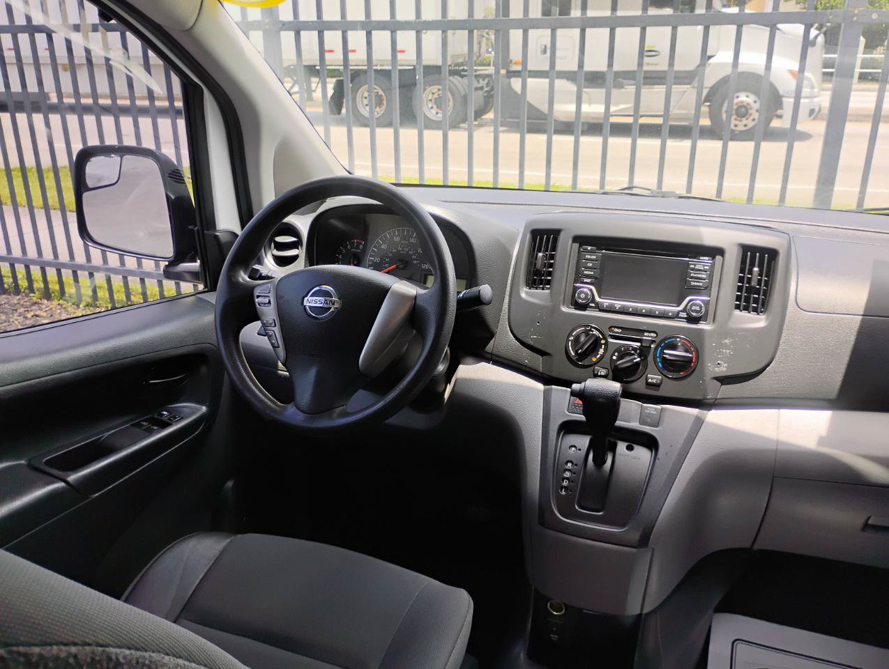 Used 2019 Nissan NV200 S FWD image 90