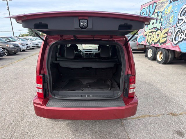 Used 2012 Jeep Liberty Sport AWD/4WD image 21