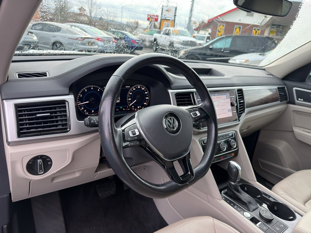 Used 2018 Volkswagen Atlas SEL Premium image 10