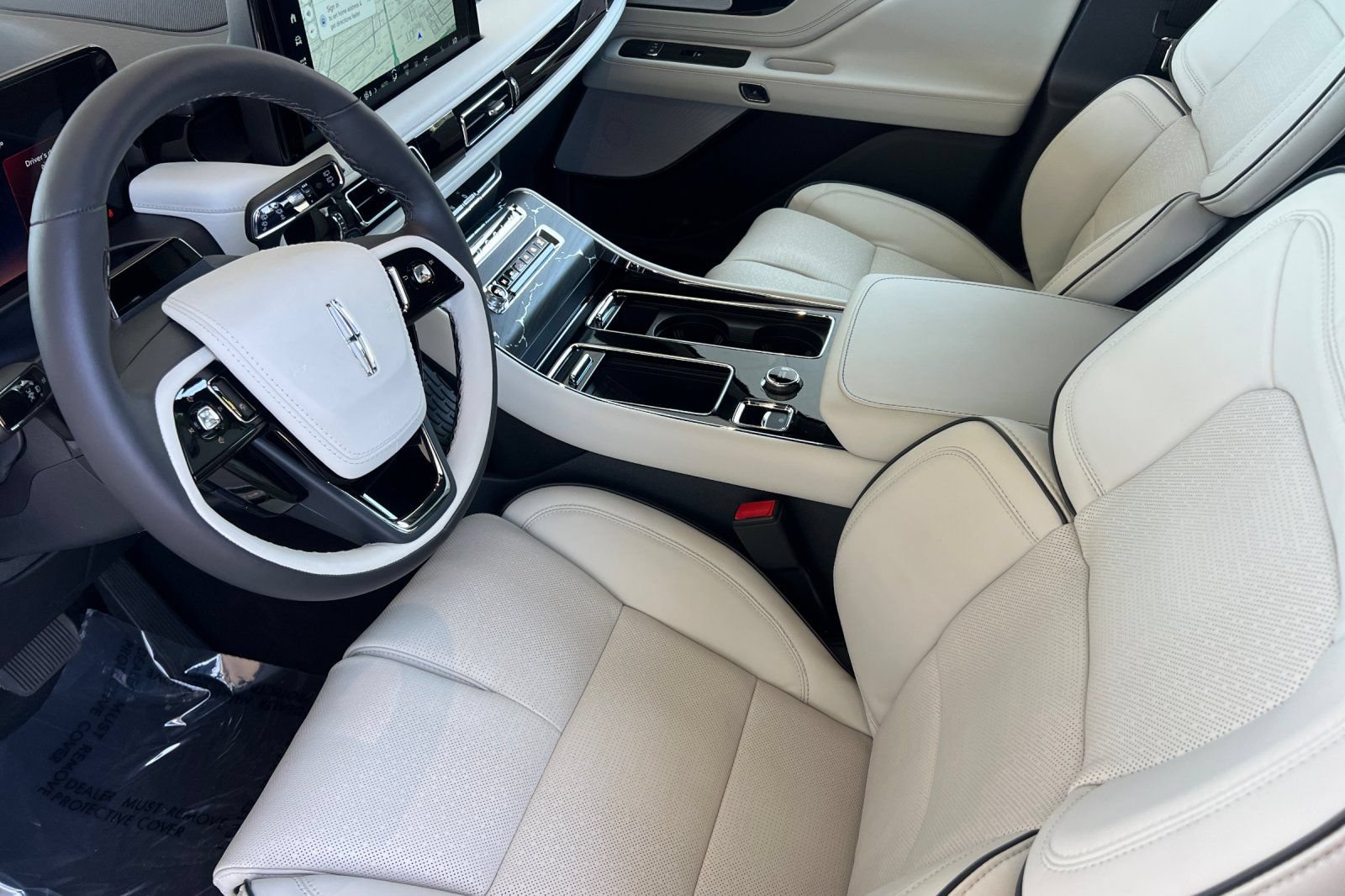 New 2026 Lincoln Aviator Black Label w/ Jet Appearance Package AWD/4WD image 7
