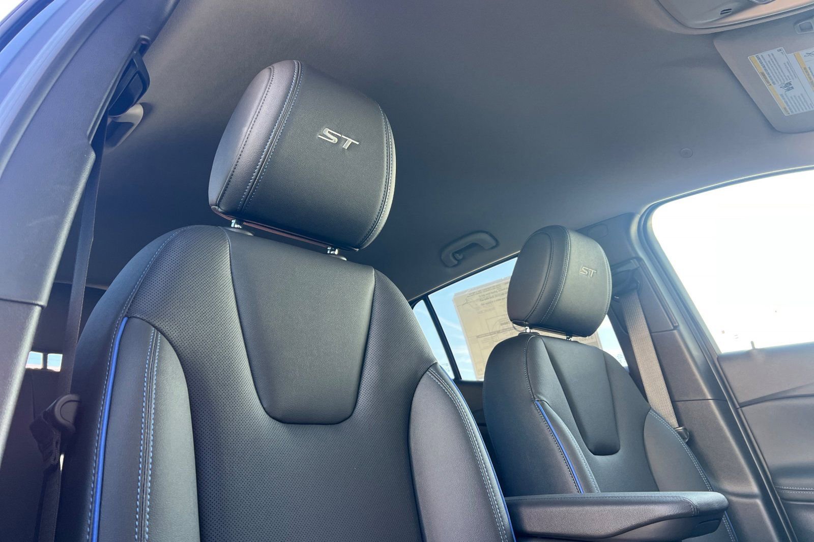 New 2026 Buick Encore GX Sport Touring image 16